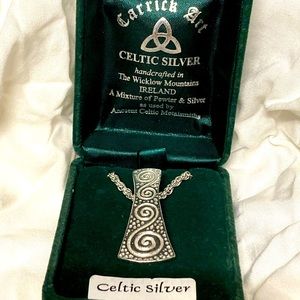 New Celtic Silver Pendant Carrick Art Ireland